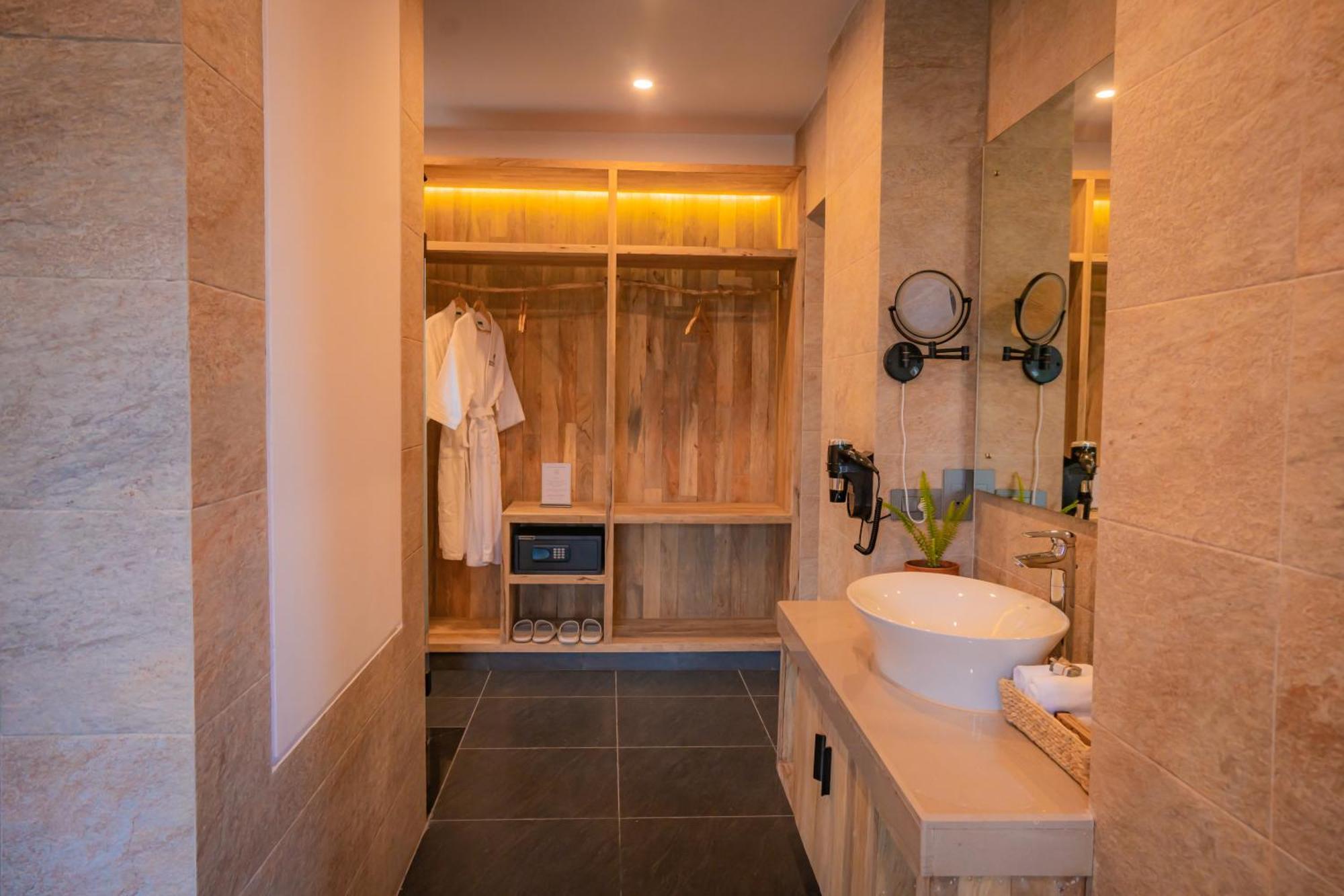 Dorje'S Resort And Spa โพคารา ภายนอก รูปภาพ