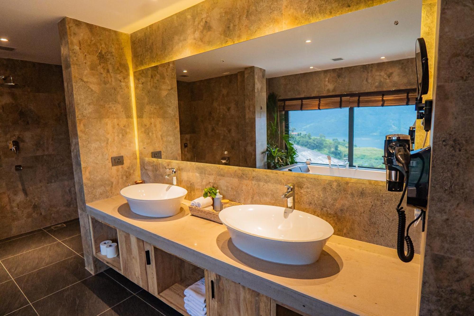 Dorje'S Resort And Spa โพคารา ภายนอก รูปภาพ