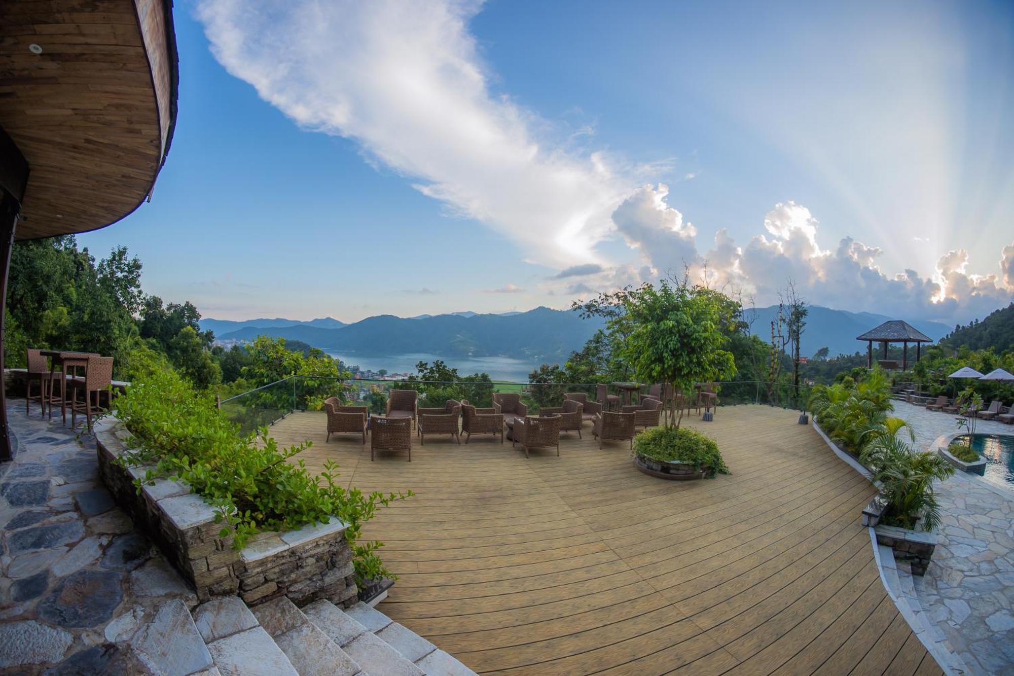 Dorje'S Resort And Spa โพคารา ภายนอก รูปภาพ